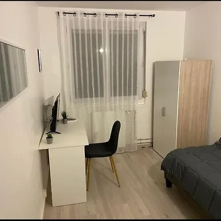 Appartement T4 *